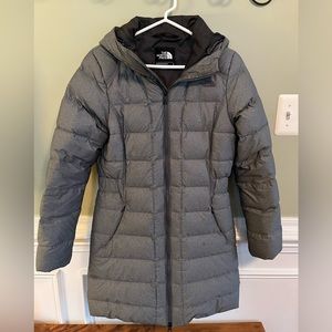 The North Face gray women’s puffer coat size S